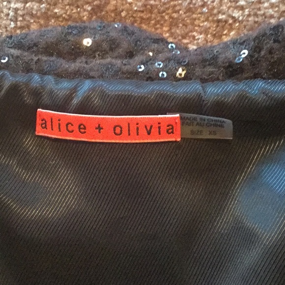 the perfect Audrey Hepburn wool sequins jacket - Picture 7 of 7